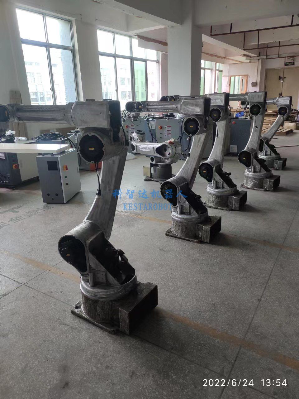 六軸機(jī)器人批量生產(chǎn)中(圖6) 六軸機(jī)器人批量生產(chǎn)中(圖6)